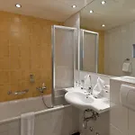 Metropol 4*