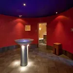 Metropol 4*