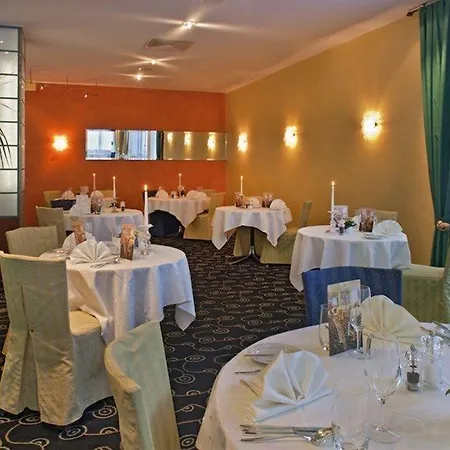 Metropol サース フェー