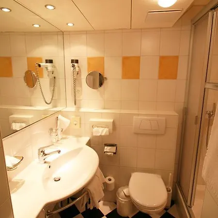 Hotell Metropol 4*