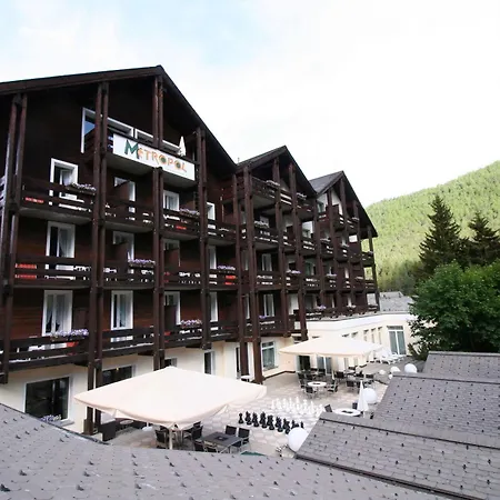 Metropol 4*