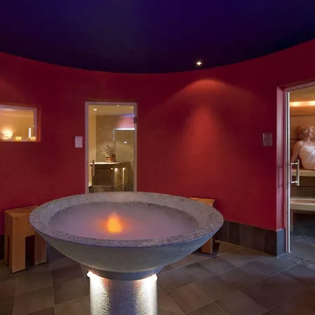 Metropol Hotell 4*