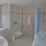 Metropol 4*